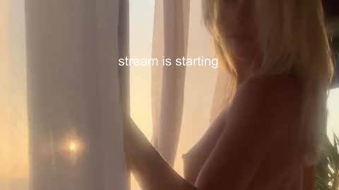 hi im Janasmall boobs big heart  warm pussy  online show from January 16, 11:59 pm