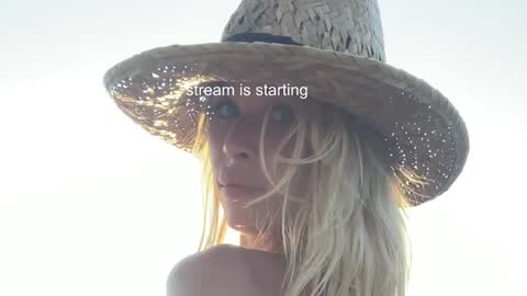 hi im Janasmall boobs big heart  warm pussy  online show from December 20, 11:47 pm