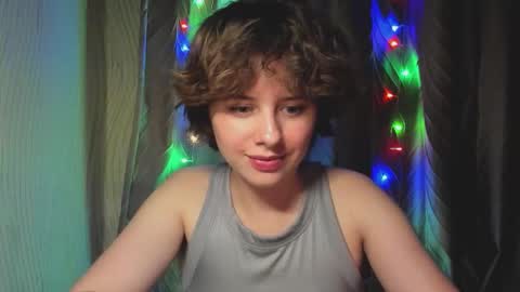 Evie online show from September 25, 4:17 pm