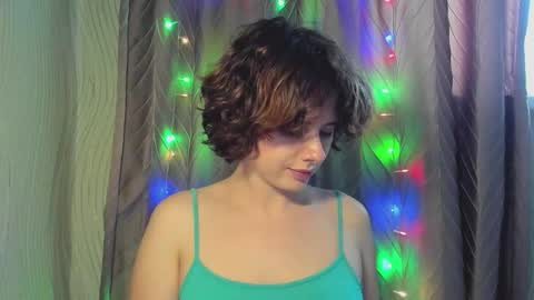 Evie online show from October 10, 12:43 pm