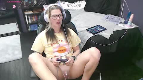 Oddy With A Body online show from February 4, 6:27 am