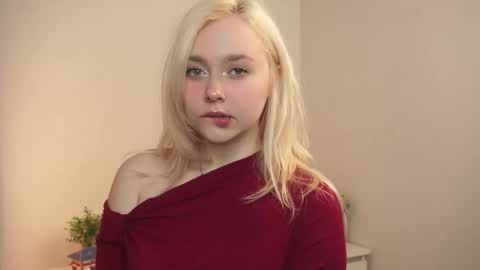 Alice online show from November 20, 9:05 pm