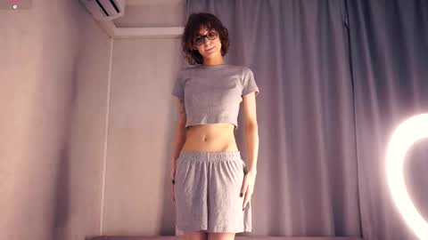 Thea online show from December 15, 7:08 pm