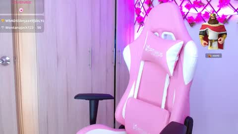 Raquel online show from October 17, 8:23 pm