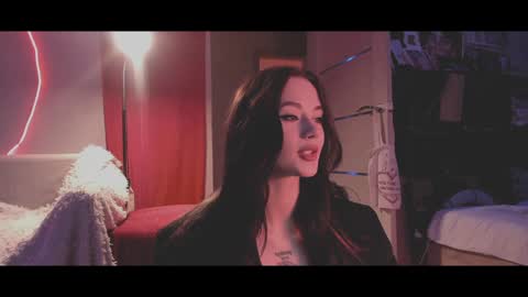 your dear Lilith Chapman online show from December 28, 6:08 pm