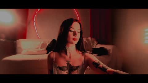 your dear Lilith Chapman online show from December 16, 8:37 pm