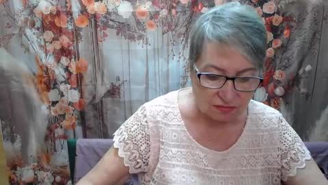 OlgaLuck online show from March 24, 6:19 am