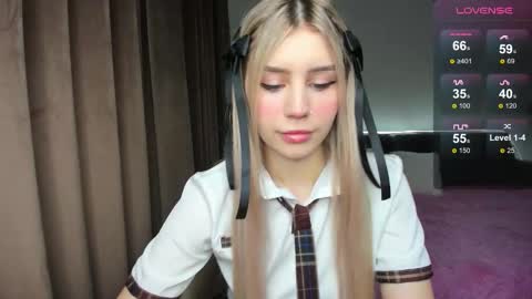 Olivia online show from November 19, 8:47 am