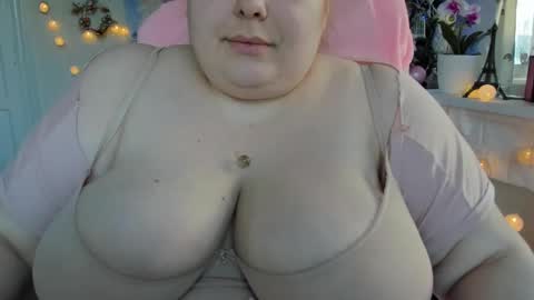 Olivia Gold online show from February 13, 9:51 am