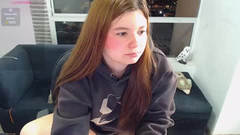 olivia_martine online show from February 11, 2:25 am