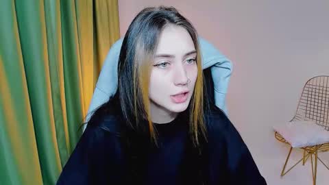 olivia_norton_ online show from September 14, 9:18 am