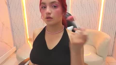 Olivia  online show from November 11, 9:34 pm