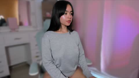 Olivia online show from January 24, 12:52 pm