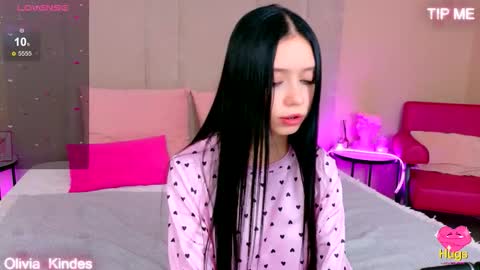 Olivia online show from October 15, 5:26 pm