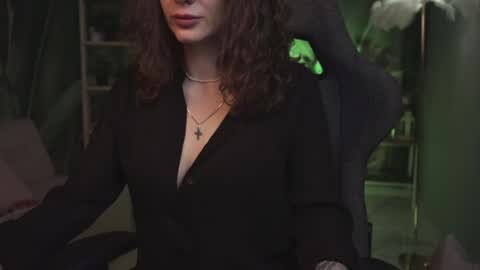 Liv online show from April 13, 1:29 am