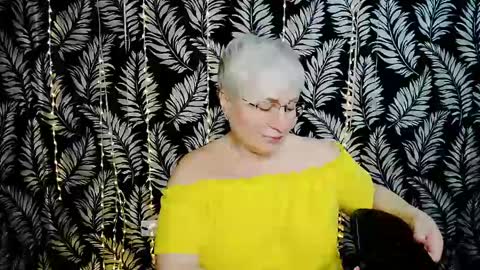 Kelly online show from June 5, 9:59 am