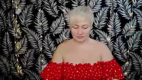 Kelly online show from January 27, 11:11 am