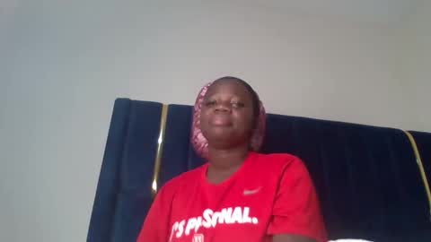 ollleina online show from March 15, 6:43 pm