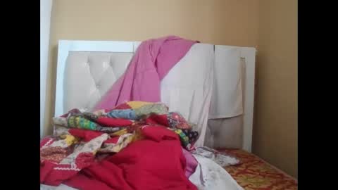 olwami4 online show from February 1, 6:01 am