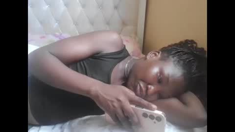 olwami4 online show from April 8, 8:16 am