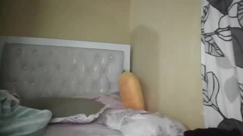 olwami4 online show from April 1, 2:56 am