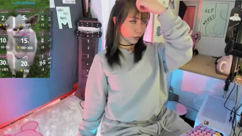 oni_dakotta online show from October 13, 1:25 pm