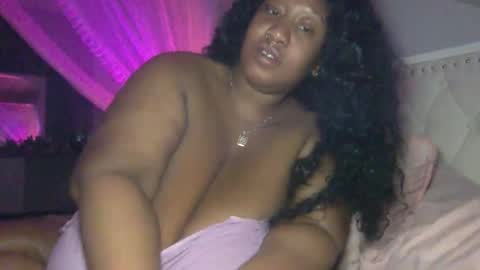 onlineerica online show from November 9, 7:04 am