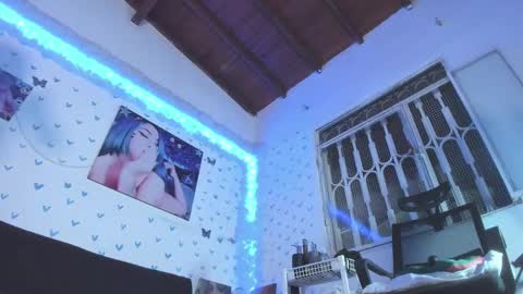 ONLFNS 50 DISCOUNT..SOPHIEHASPER online show from January 18, 2:36 am