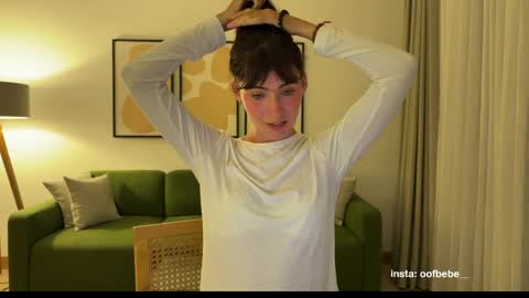 Helen online show from April 4, 9:57 pm