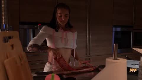 Eva online show from March 2, 7:08 pm