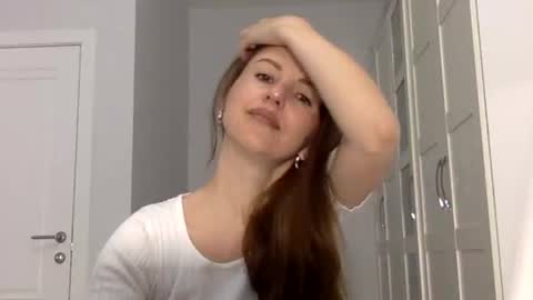 orvaline online show from May 6, 5:39 pm