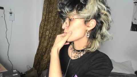 Otto 3 online show from December 18, 12:54 am