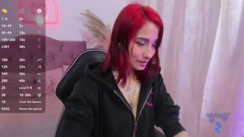 palmerfox_tay online show from September 22, 3:49 am