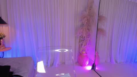 pamela online show from November 7, 6:08 am