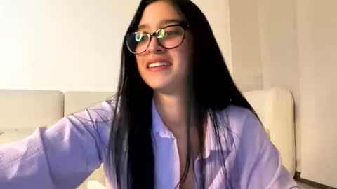 pamela_milleer online show from January 15, 2:39 am