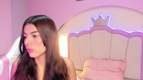 Princess Pamela  online show from May 7, 10:41 am