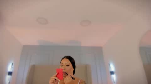 Manuela online show from June 25, 7:37 pm