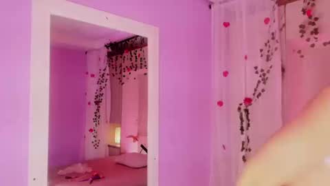  P A M  online show from September 12, 5:19 am