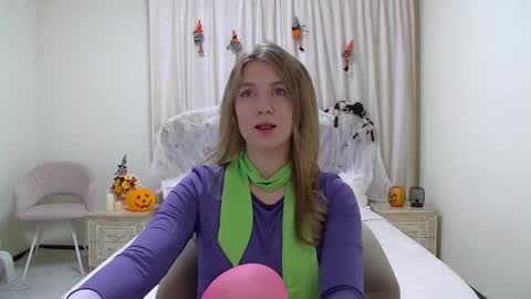 Pamela Blair online show from October 29, 8:18 am