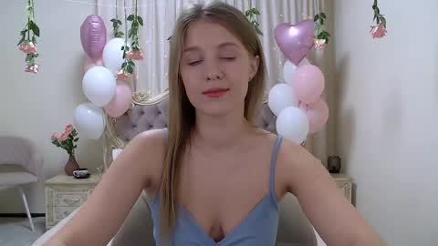 Pamela Blair online show from February 18, 4:05 pm