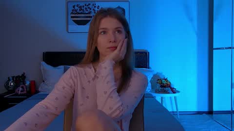 Pamela Blair online show from November 18, 5:41 am