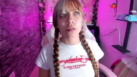 pamelajhonsom online show from February 5, 4:37 am