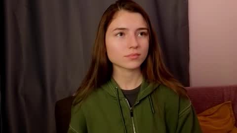 pamilarakestraw online show from October 12, 8:44 pm