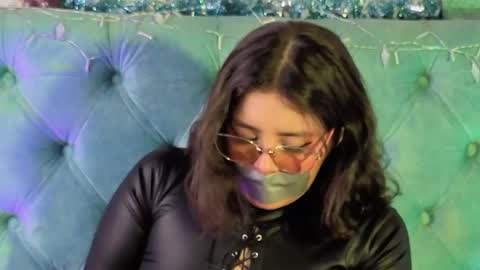 Paola Lyon online show from December 17, 6:23 pm