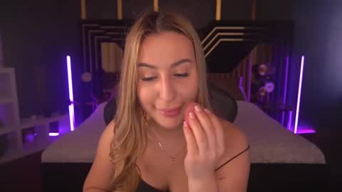 Lia online show from February 27, 9:54 am