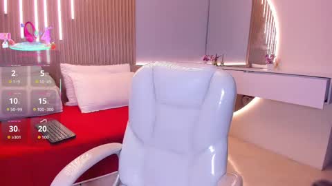 Amy and my doll online show from September 14, 6:44 am