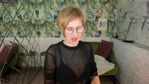 Paris online show from April 14, 4:34 am