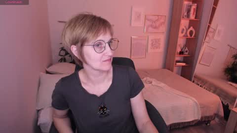 Paris online show from April 19, 12:49 pm