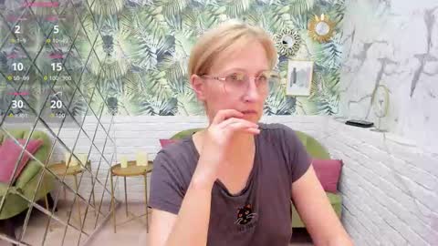 Paris online show from September 14, 8:40 pm