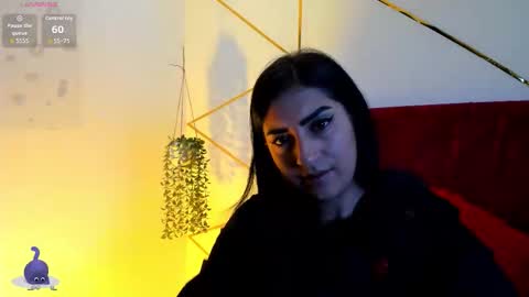 paris_evans_01 online show from December 15, 12:32 pm